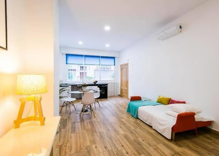 Luxury King Studio