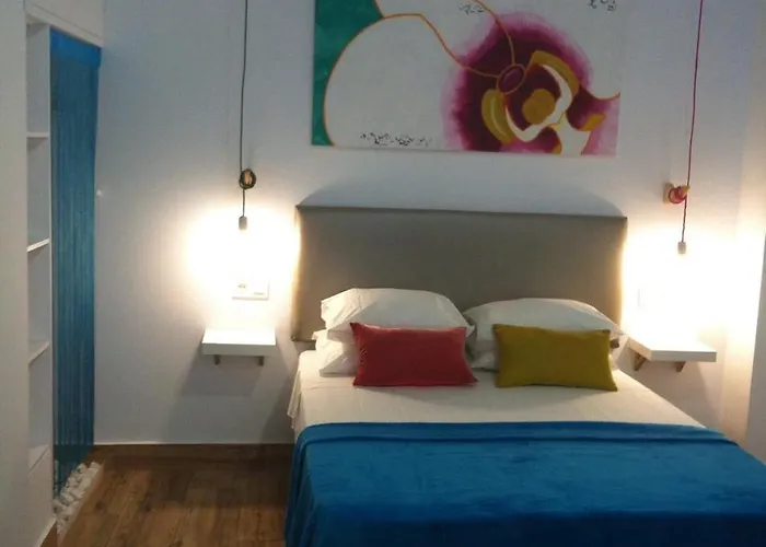 Luxury King Studio